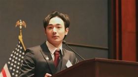 八炯。（圖／翻攝自IG）