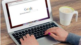 近年來由於公務員福利縮減，報考人數大幅下降。（示意圖／Pixabay）