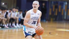 ▲喬納森帶傷上陣幫助球隊進入8強。（圖／大專體總提供）