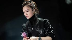 張韶涵唱紅許多歌曲。（圖／翻攝自微博）