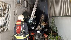 台中、沙鹿、民宅火警、外祖孫、死亡