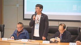 黃國昌主持民眾黨第三屆第一次黨員代表大會