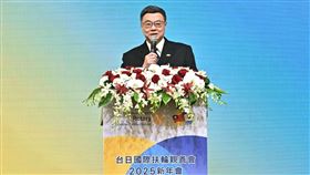 行政院長卓榮泰今(19)日出席台日國際扶輪親善會「2025新年會」。（圖／行政院提供)