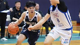 ▲政治大學徐得祈面對健行科大砍下23分UBA新高。（圖／大專體總提供）