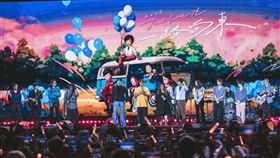 五月天、周思齊（圖／相信音樂提供）