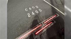 台南路口見「前衛設計」網懂：拯救低頭族