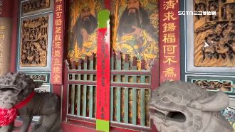 神明放寒假　農曆年前廟宇紛關中門貼封條