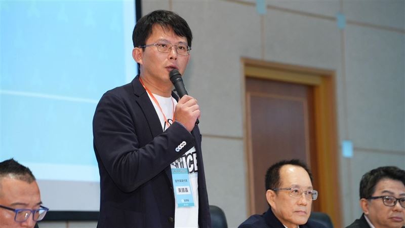 卓榮泰怒批藍白砍預算　罕見點名這個人