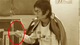 睡覺,刀,高中,霸凌（圖／翻攝自《黑色豪門企業》）