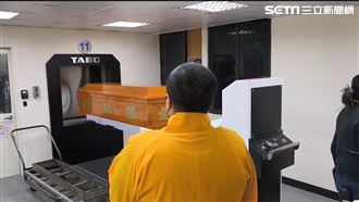 黃麟凱火化僅法師送行　網友這樣嗆廢死！