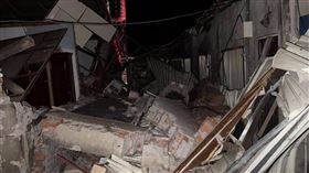 台南楠西區民族路157巷一間平房被震垮。（圖／翻攝自CTWANT）