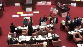 總預算三讀！藍白砍2075億、凍2600億「創史上新高」