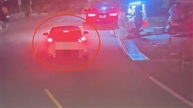 文大後山傳意外！小客車「突墜15公尺邊坡」3女受困現況曝光。（圖／翻攝畫面）