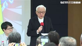 ▲反共護台志工聯盟》-支援大罷免行動!國際記者會，曹興誠致詞稱台灣國會亂象是中共利用國民黨弱化台灣統戰成果