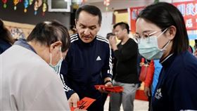 「愛爾麗」豪灑200萬敬老紅包！連續10年逾千萬　回饋鄉里！（業配勿用）