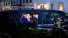 立法院長韓國瑜及駐美代表俞大㵢前往川普就職會場觀禮。(圖/國民黨立委李彥秀辦公室提供)