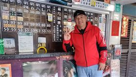 張泰山逛台南年貨大街