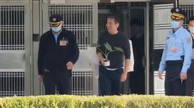 鈕承澤23日假釋出獄。（圖/翻攝畫面）