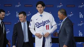 ▲佐佐木朗希加盟道奇隊，穿上11號球衣。（圖／美聯社／達志影像）