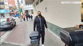 朱學恒今到台北地檢署執行科報到入獄服刑。（圖／翻攝畫面）