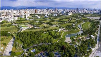 豪宅吹起國際風　大師齊塑水湳最高地標