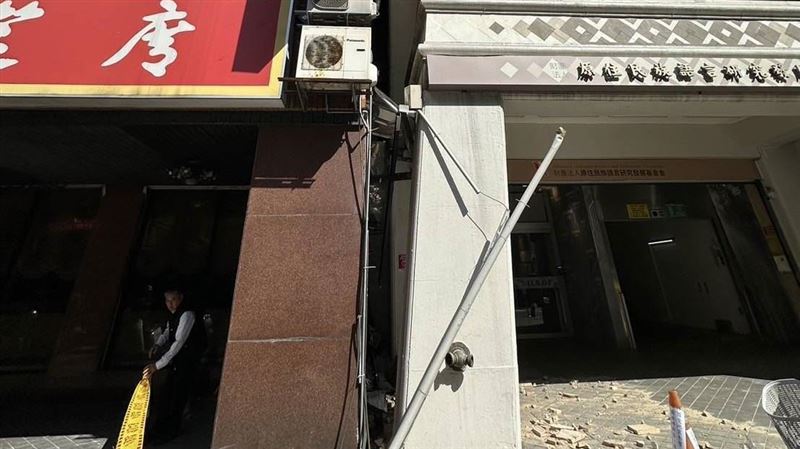 新／北市原民大樓「柱子崩落」建物左傾