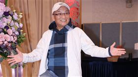 孔鏘今天現身看來行動不便。（圖／記者鄭孟晃攝影）