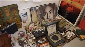 楊德昌遺孀彭鎧立女士決定將寄存於國家電影及視聽文化中心的楊導電影文物，全數捐贈給美國哈佛大學圖書館。圖左起：影視聽中心董事長褚明仁、彭鎧立女士、哈佛電影檔案館館長海登·蓋斯特（Haden Guest）。（圖／國家影視聽中心提供）