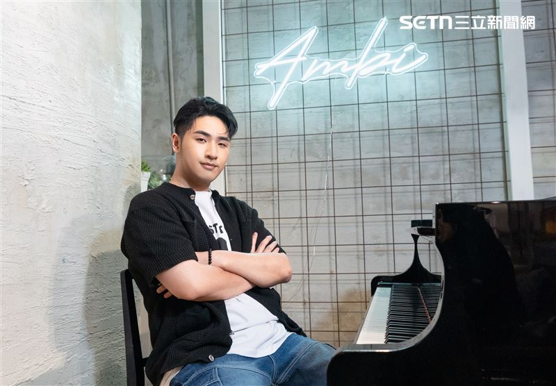 鹿希派接受《三立新聞網》專訪（圖／記者趙于瑩攝影）