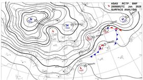 鄭明典曬出冷氣團氣壓圖。（圖／翻攝自鄭明典臉書）