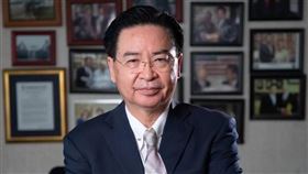 吳釗燮於社群平台「X」上註冊帳號，並表示未來將用生命捍衛台灣。（圖／翻攝自X@josephwutw）