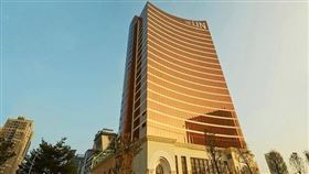 李坤城,林靖恩,爺孫戀,遺產,李卓軒,五星級飯店,林酒店,mrhost
