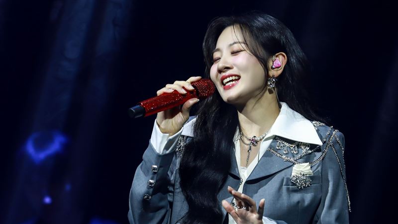 「臉紅的思春期」開唱金曲連發　狂喊水啦