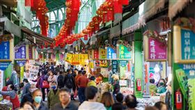 高雄 三鳳中街，年貨大街 （圖／翻攝自三鳳中街臉書）