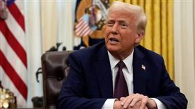 美國總統川普表示，約旦與埃及應該接收來自戰爭蹂躪的加沙地區的巴勒斯坦人。（圖／美聯社／達志）