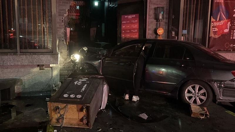 寒流想吃鍋？台中男「酒駕暴衝」撞火鍋店