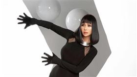 張咪罹癌切半邊舌頭保命。（圖／翻攝自微博）