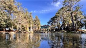 仙界在這！福壽山「天池結冰」映清澈藍天