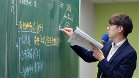 律師李思漢認為，房仲責任恐涉及刑事。（圖／翻攝畫面）