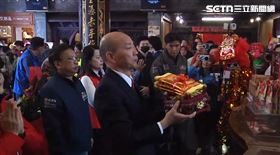 年初二，立法院長韓國瑜赴西螺福興宮參香祈福，縣長張麗善陪同，韓國瑜致詞時金句連發