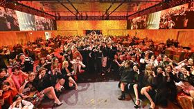 錚女王舉辦年會盛宴