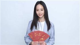 張鈞甯外表亮麗、氣質滿分。（圖／翻攝自臉書）