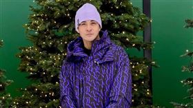 祝釩剛熱愛滑雪，近年在日本湯澤經營雪服店（圖／祝釩剛提供）