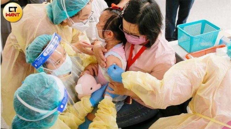 4大傳染病！8症狀一次看　網曝診所大排隊