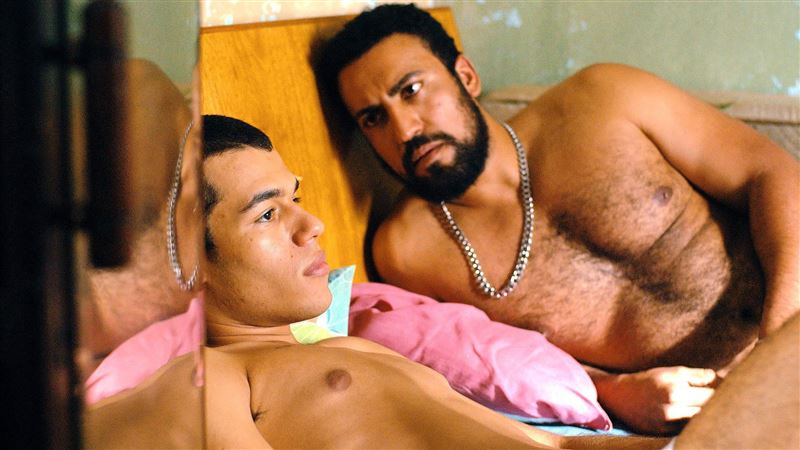 色情電影院攬客　183天菜男星演男妓爆紅