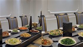 正妹過年曬「外婆家最強餐桌」！財閥等級年夜飯　網看傻：貧窮限制想像。hannahbabyo授權