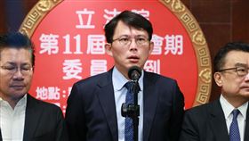 民眾黨團立法院群賢樓101報到（圖／民眾黨團提供）