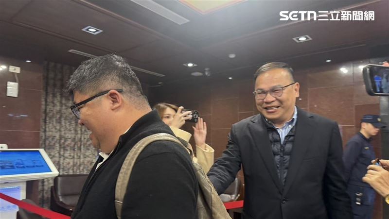 王義川是苦力！柯建銘：殲滅藍白時間到了