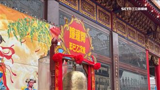 春節擲硬幣敲開運鐘　統一獅捕手每發必中