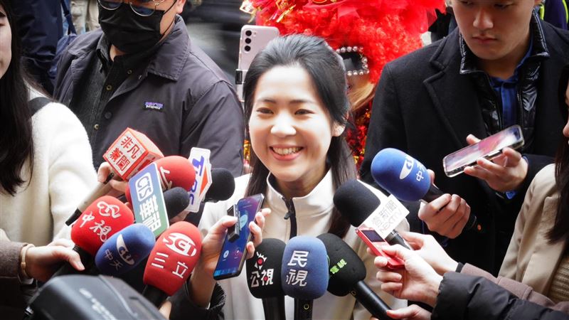收傅崐萁競選小物未申報？徐巧芯：是團購